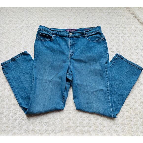 GLORIA VANDERBILT Women Blue Denim Amanda DGVB2692 Cotton Tapered Short Jeans 14 - Picture 2 of 9